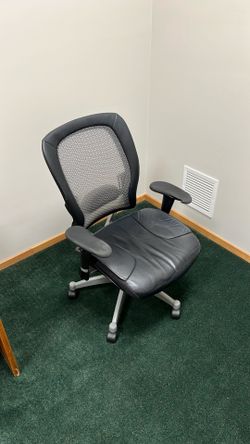 Economic lush office chair