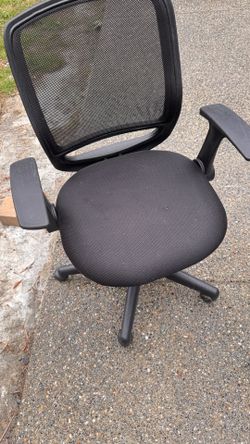 Desk chair