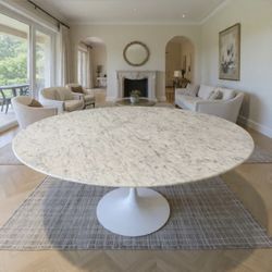 Round marble tulip dining table 