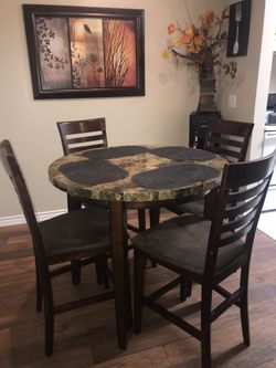 table and 4 chairs