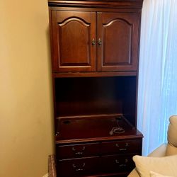 Office Furniture -Desk And Cabinet