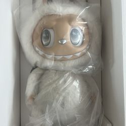 Popmart Labubu Angel In Clouds Figure