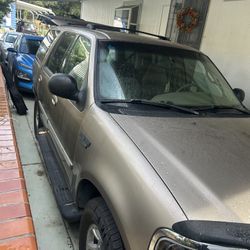 2002 Ford Expedition