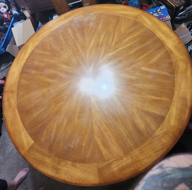 Used Dining Table W/ 4 Chairs