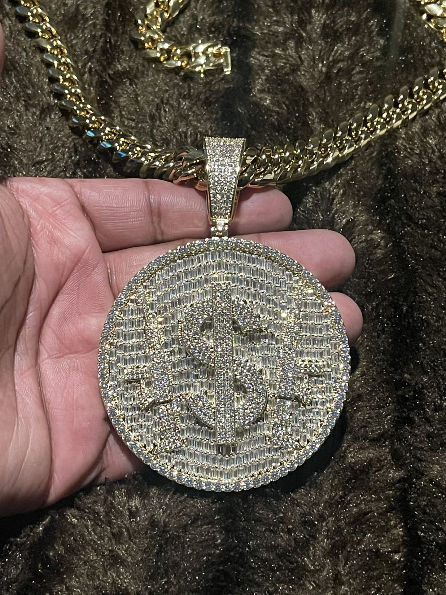 Big Diamond Pendant Cuban Set