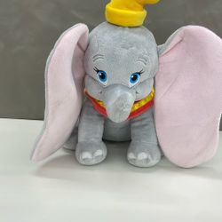 Dumbo Plush. Item No  800 (Shopgoodwill)