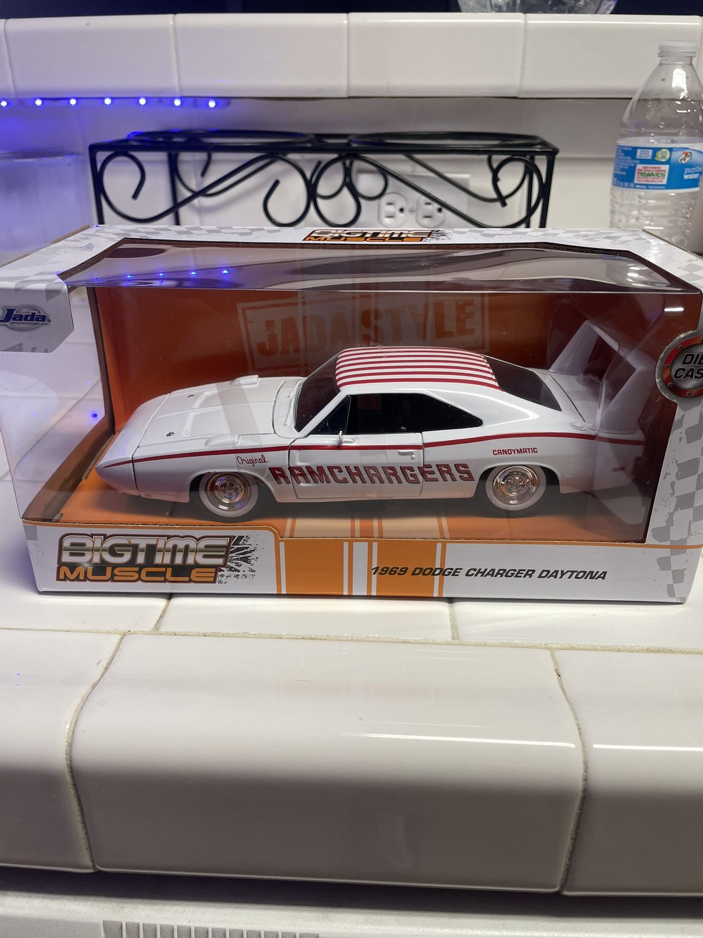 die cast car jada toy