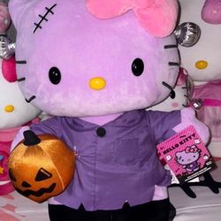 Hello Kitty Greeter ๐