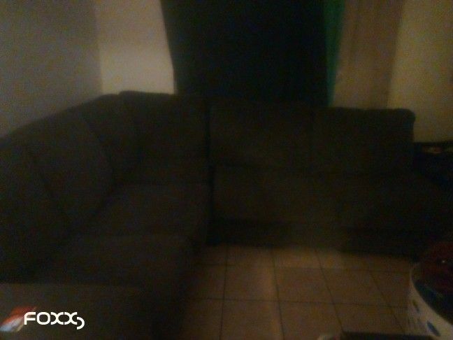 Sectiona Couch With Autumn