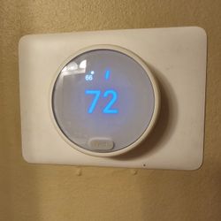 Nest Thermostat 