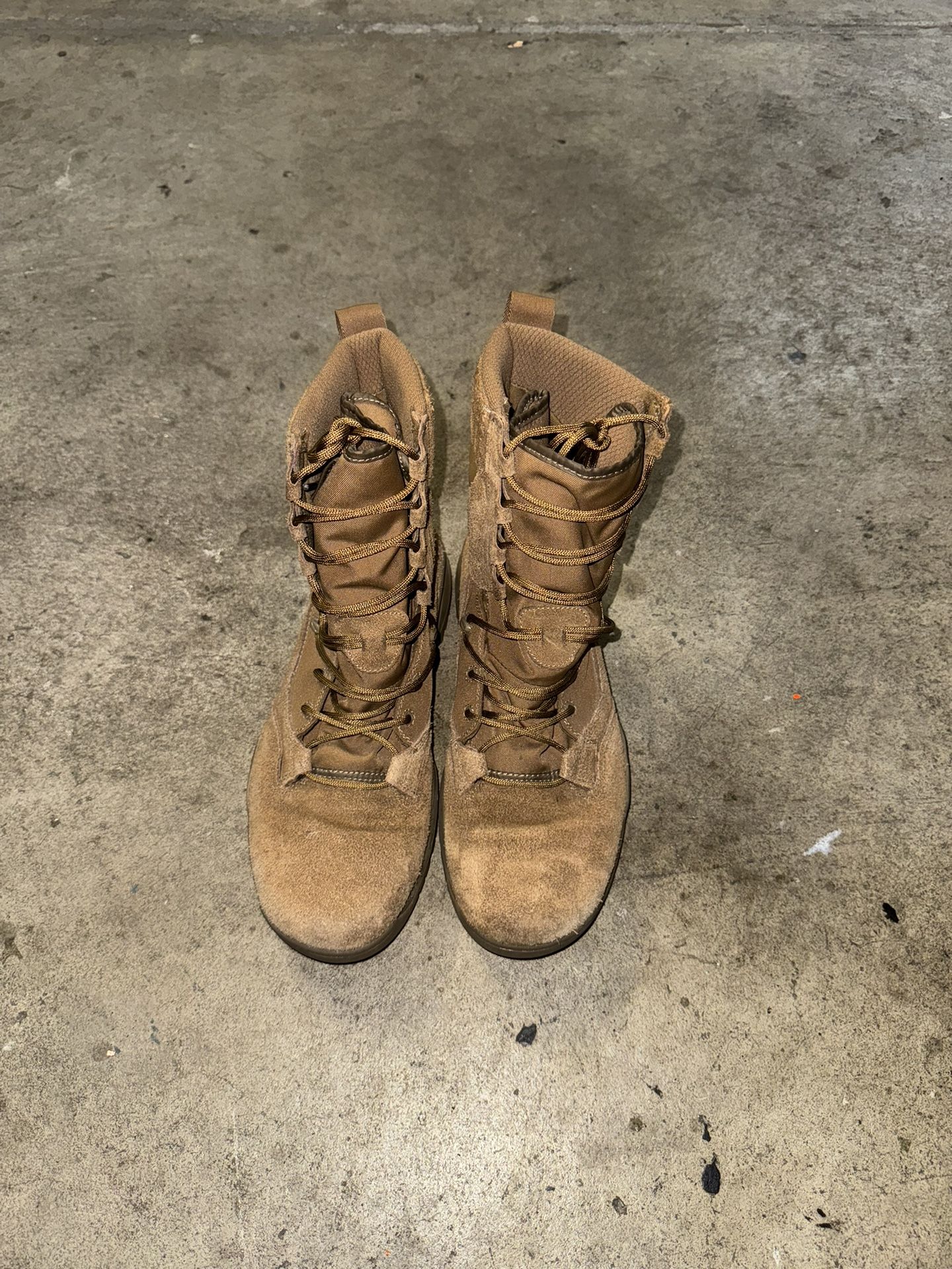 Nike Trail Boots  Size 11