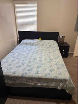 Bedroom set