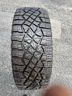 Just 1 nice tire LT305/70/18 ( We install & balance )