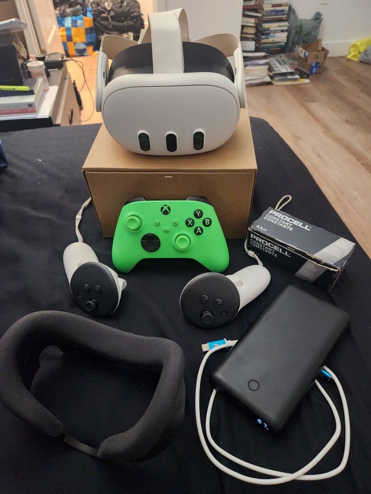 Quest 3 512gb + Xbox BT Controller + External Battery