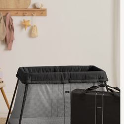 Baby Bjorn travel Crib