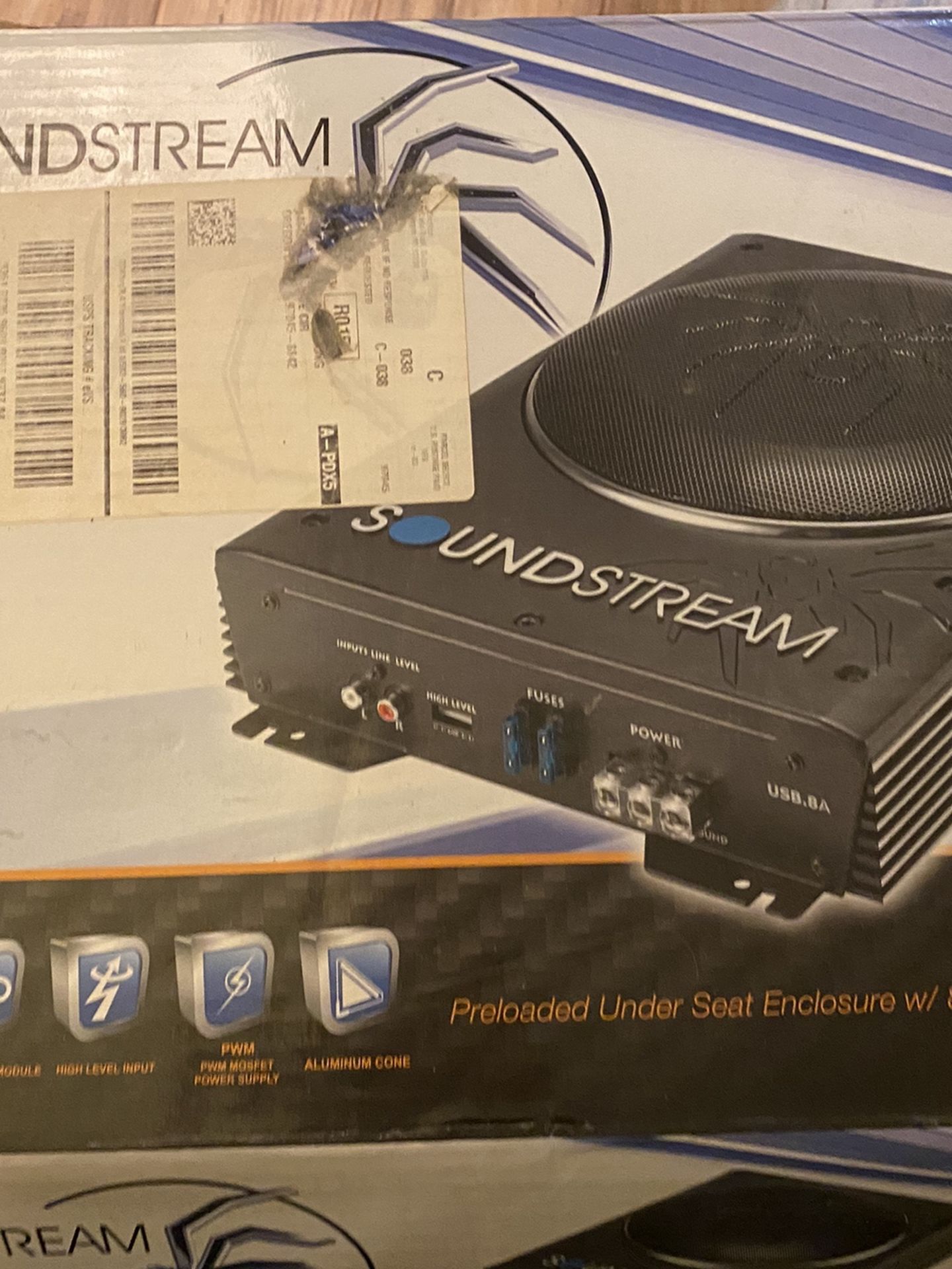 Soundstream 8in Subwoofer and Amplifier