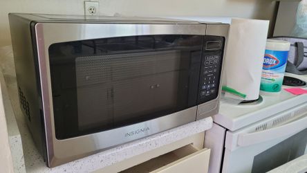 Insigna microwave