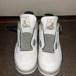 Seafoam Jordan 4s