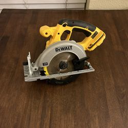 Dewalt DC390 18V Circular Saw 6 1/2”