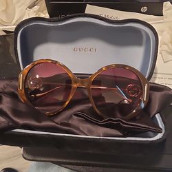 Gucci glasses