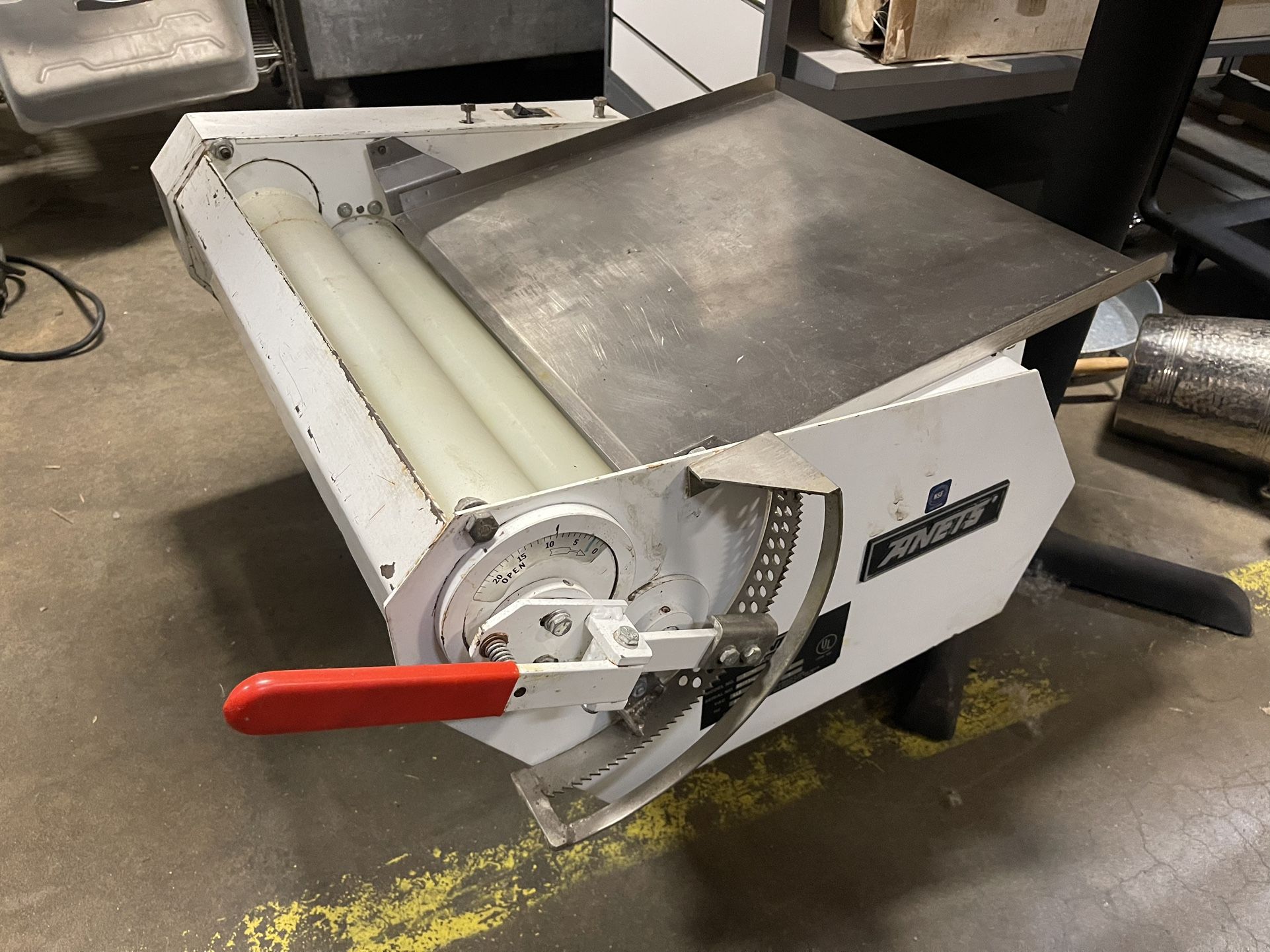 Anets SDR-4 SinglePass Dough Roller, Nice!