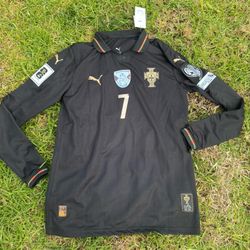 Portugal Cristiano Ronaldo 7 Pantera Negra Especial Edition Jersey Size (L Slim Fit) 