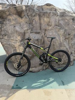Cannondale Jekyll Carbon  – XL Frame 🔥