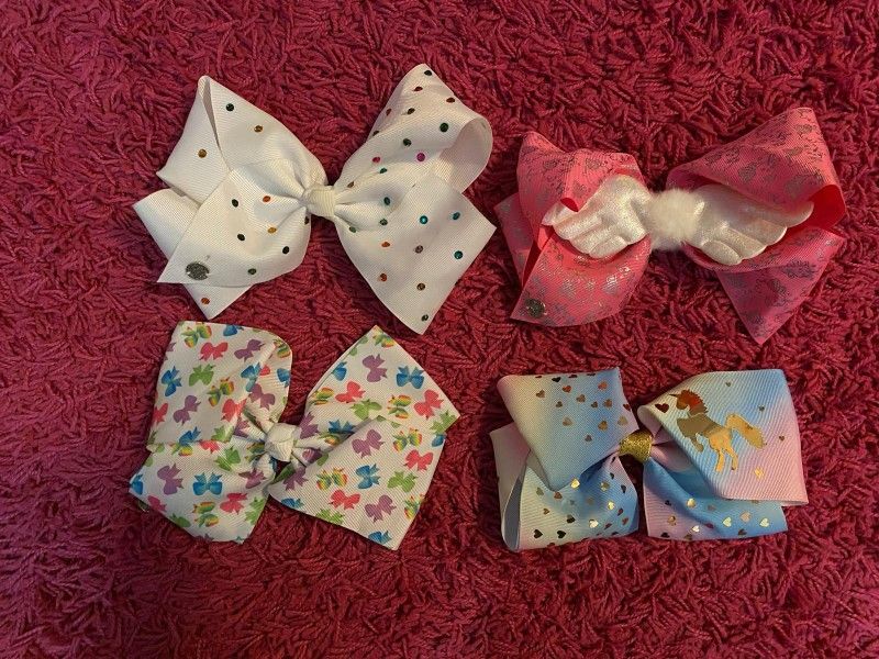 4  JOJO SIWA BOWS