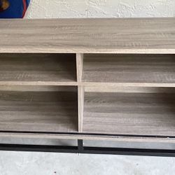 Tv Stand 47”