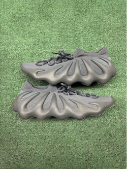 YEEZY 450 OYNX BLACK SIZE 12