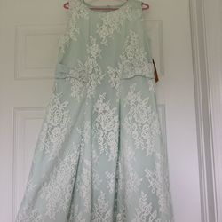 Girls dress size 10.