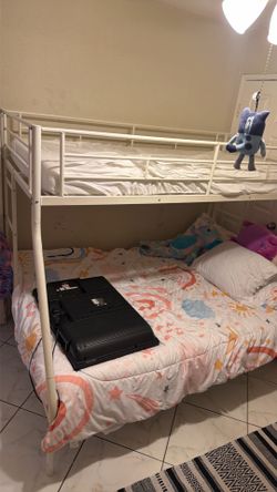 Bunk bed