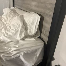 Full size bed with box spring no mattress
