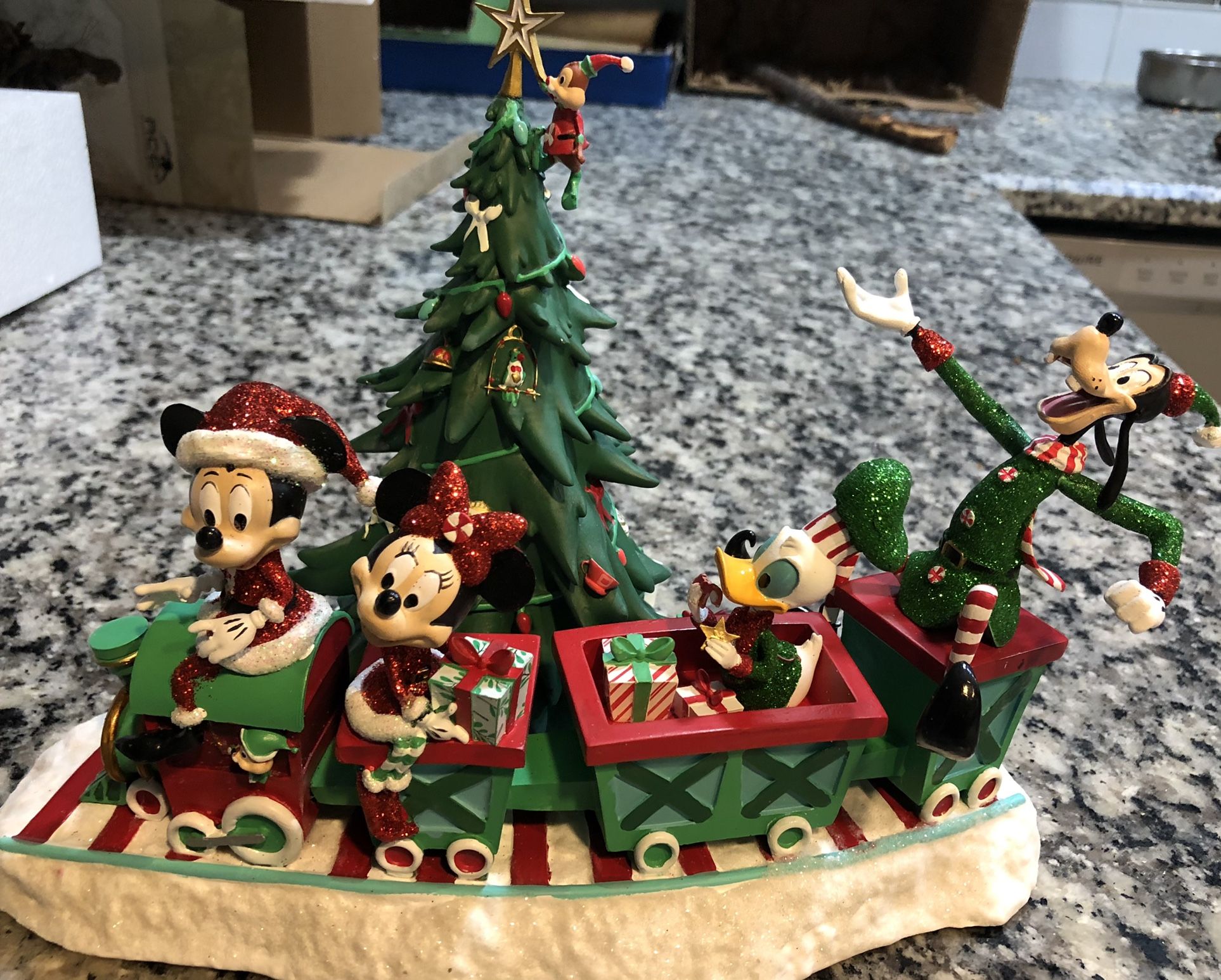 New Disney Parks Mickey Mouse & Friends Musical Holiday Figurine Christmas Train