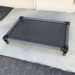Brand New $60 Heavy-Duty Raised Pet Bed Elevated Dog Bed Cot, Large Size 40x27x6 inches 
