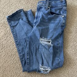 Women’s Levi’s Straight Jeans