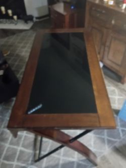 Computer desk