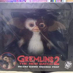 Gremlins 2 Movie The New Batch Deluxe Gizmo Mogwai Prop Replica
