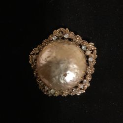 Antique Solid Goldtone Brooch With Rhinestones And Pearls 