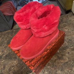 Red Fluffy Boots Size 9
