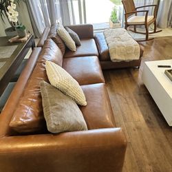 Sofa / Coach Sectional