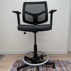 Sturdy, Versatile Office Chair Adjustable Height No Wheels