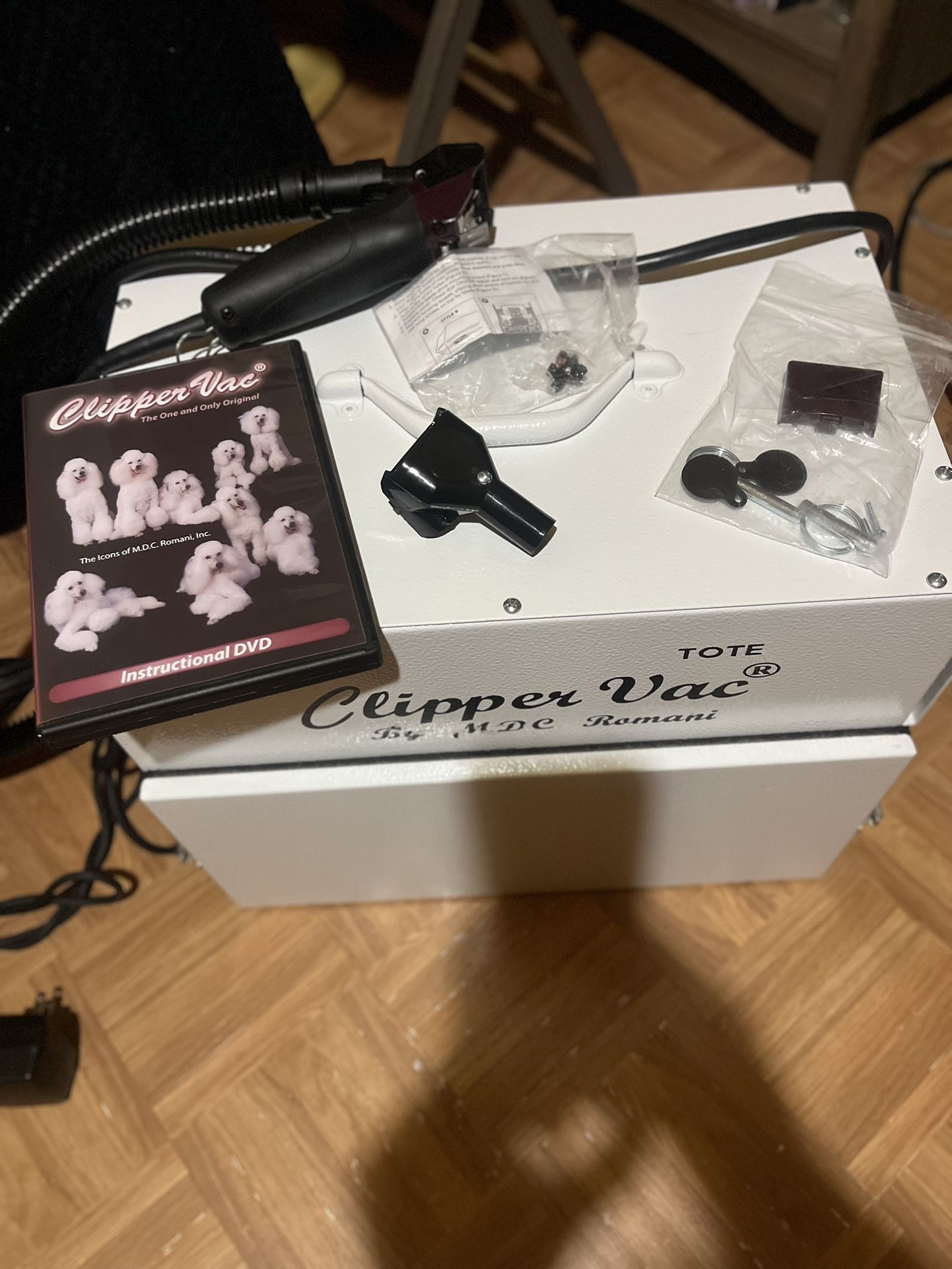 Mdc Romani Tote clipper vac