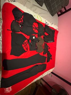 Women’s sports bras leggings bundle
