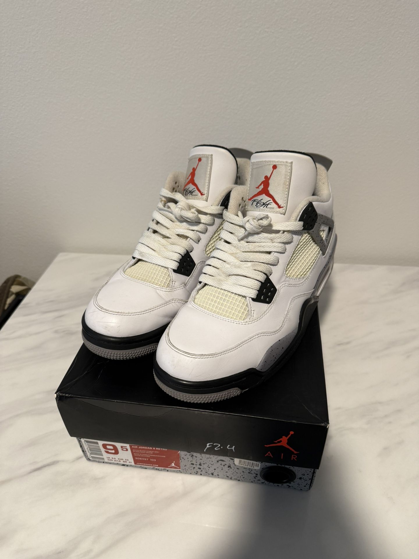 Air Jordan 4 Retro 'White Cement' 2012 (9.5)