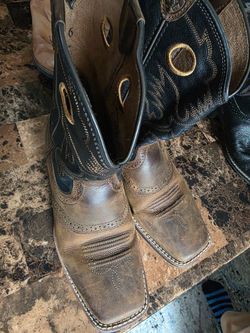 Ariat Brown boots Size 6