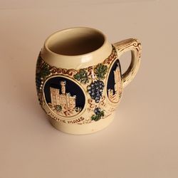 Vintage Gerz German Castle Collectible Coffee Tea Cup Mug Made In 
Germany.  Pre-owned, perfect shape, no chips or cracks.
Features relief illustratio