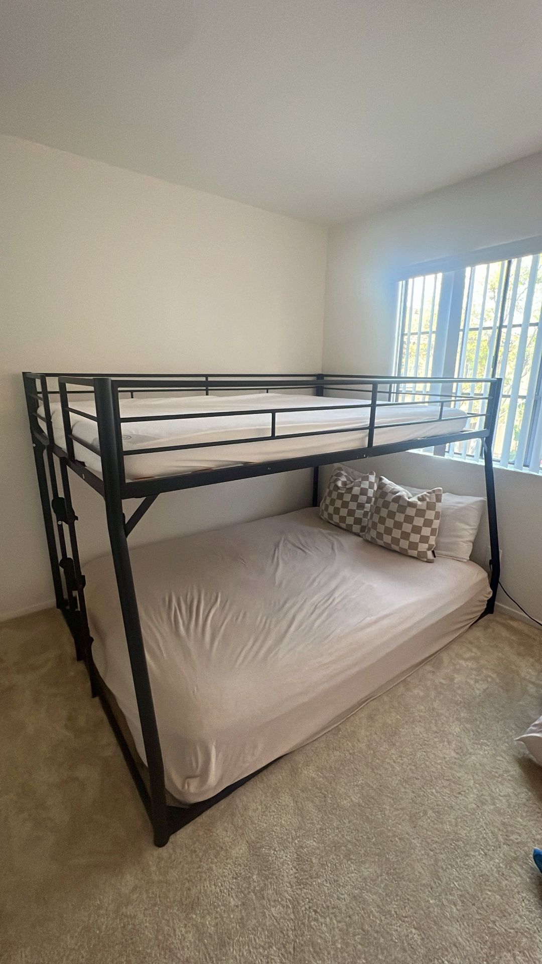 Queen Over Full Bunk Bed