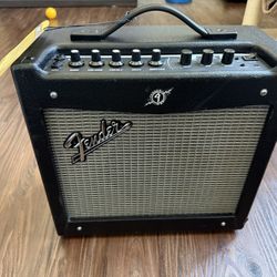 Amplificador Fender Mustang l V2 