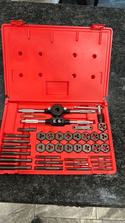 Norman tap and die set/case
